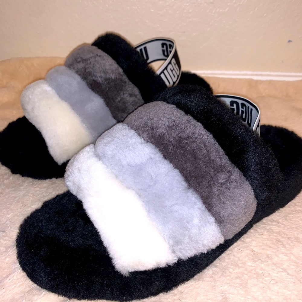 Women’s 7 UGG fluff yeah slides